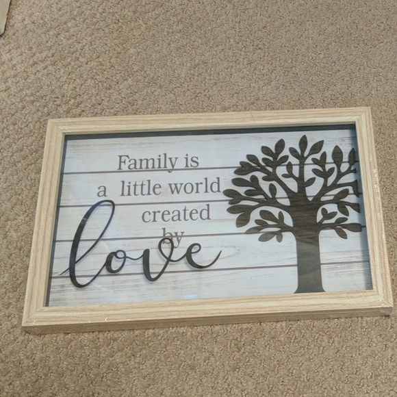 Family Decor Frame - Picture 1 of 3